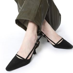 Almond Toe Slingback Kitten Heels in Black